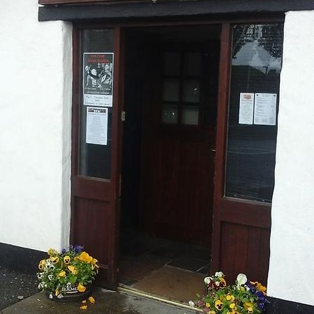 Long Acre Lodge Carlingford Eksteriør billede